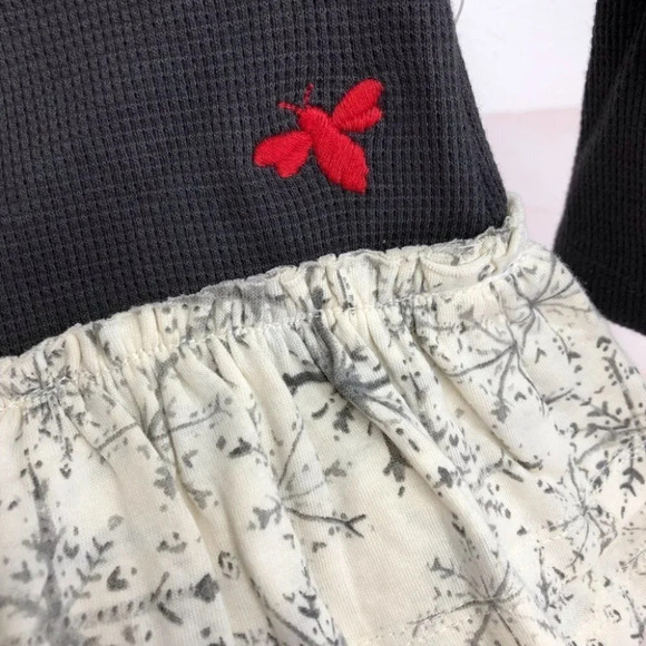 NWT Burt's Bees Baby pants set Christmas outfit snowflakes size 0-3 months - Picture 9 of 10